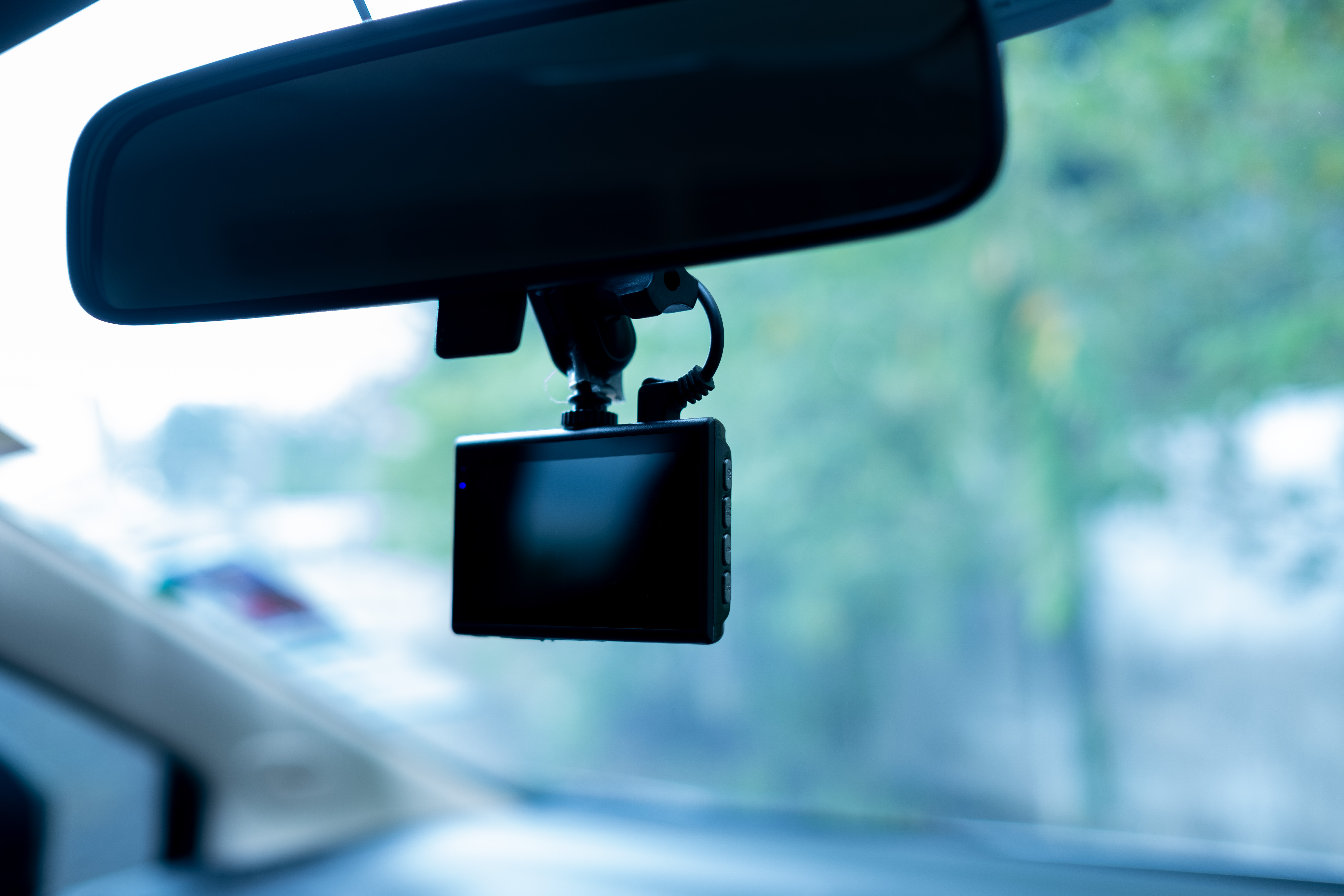 Dashcam installée dans une voiture